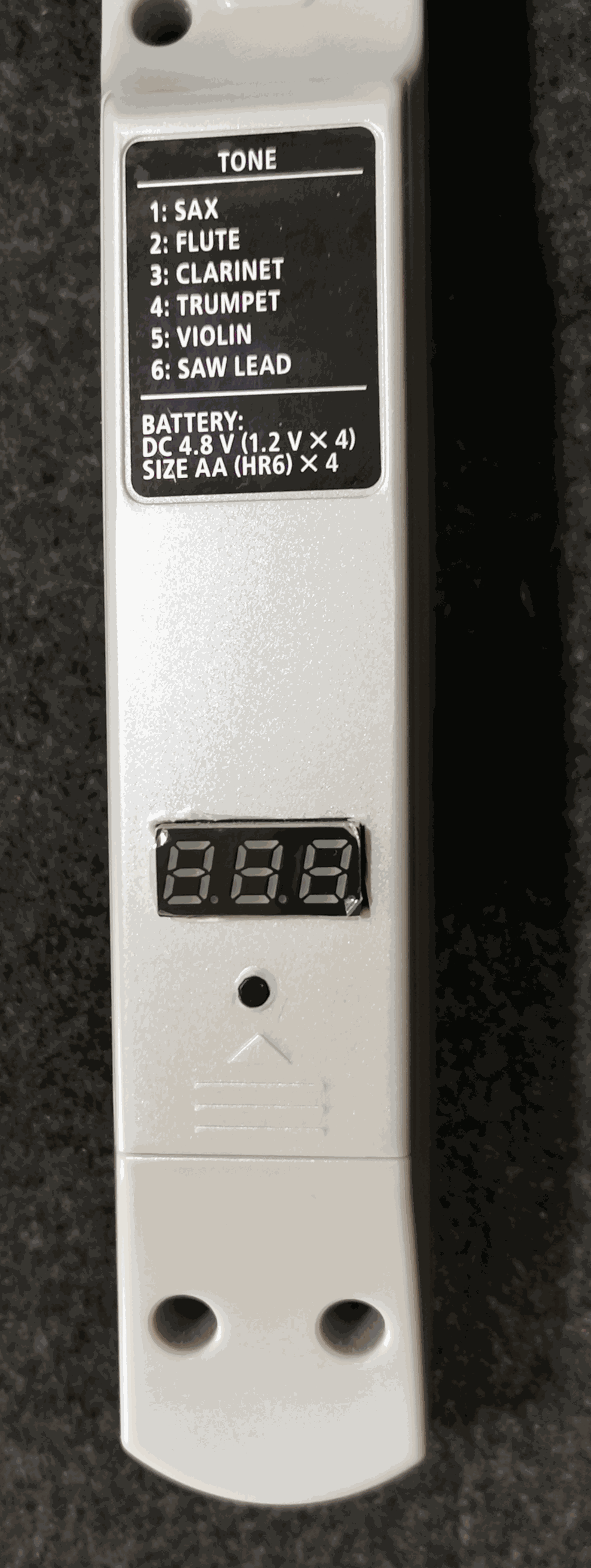 Roland Aerohone Mini - Adding a Voltmeter - Switched off