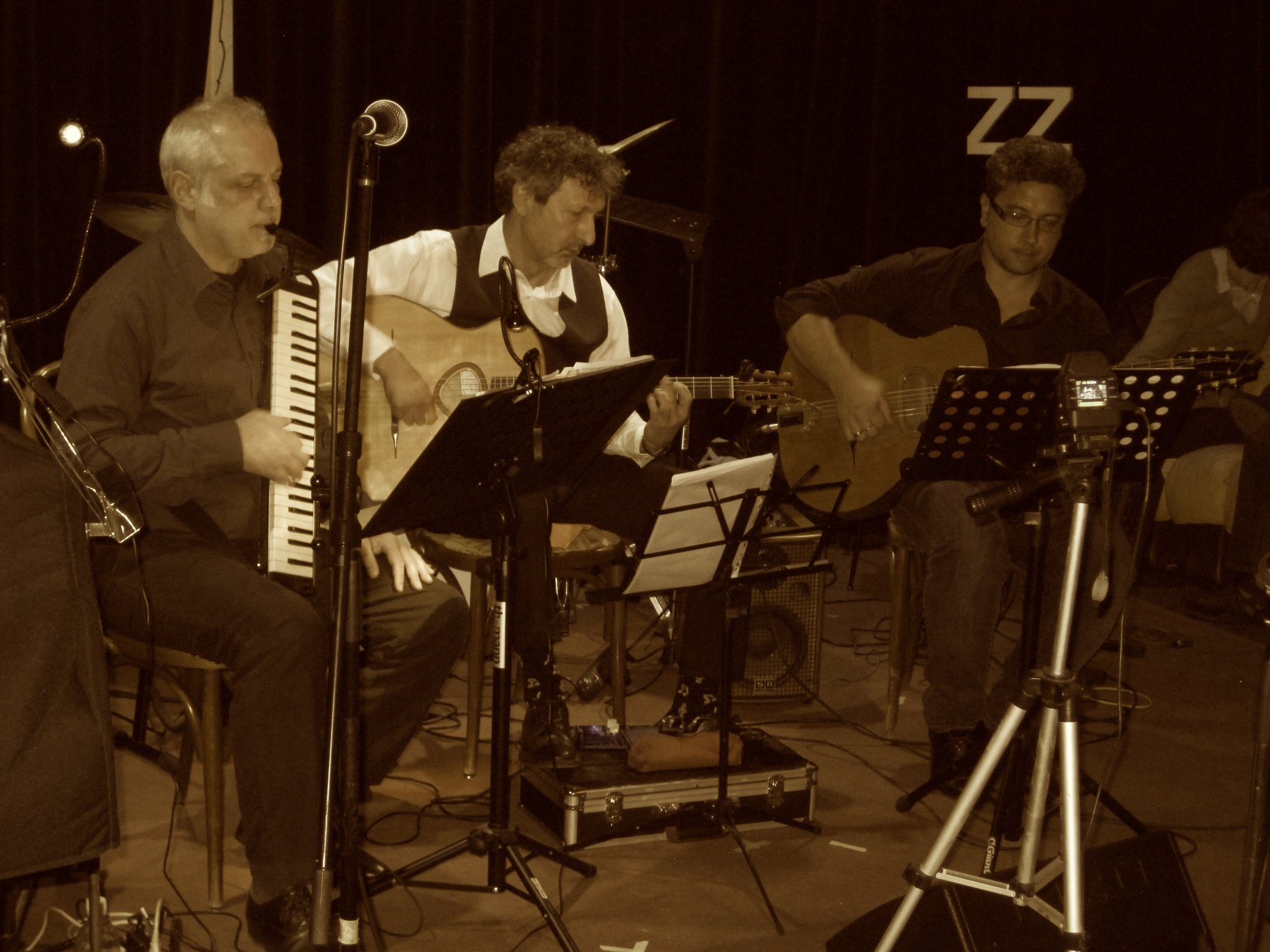 Gipsy Pocket Swing - Trio Manouche